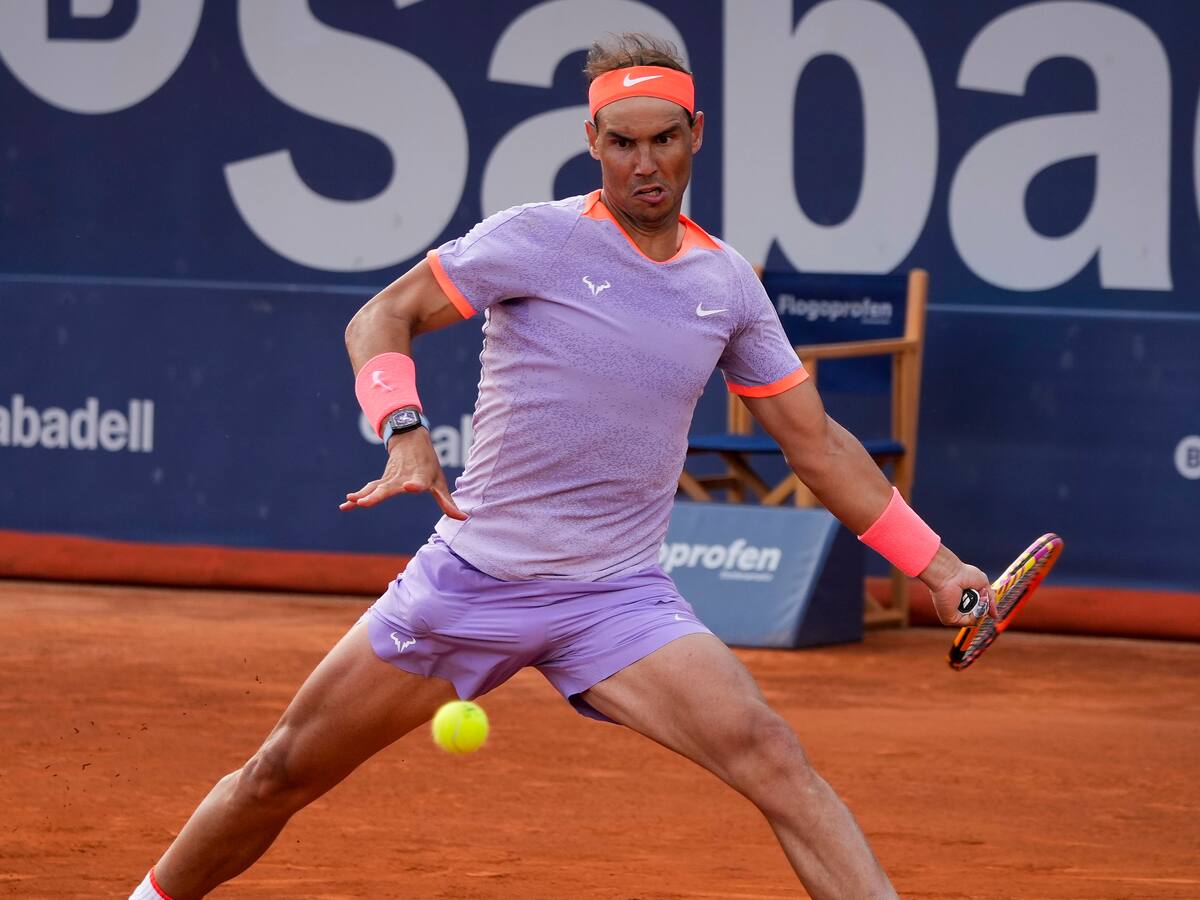 El tenista español, Rafael Nadal, durante su partido de primera ronda del Barcelona Open Banc Sabadell - Trofeo Conde de Godó de tenis.