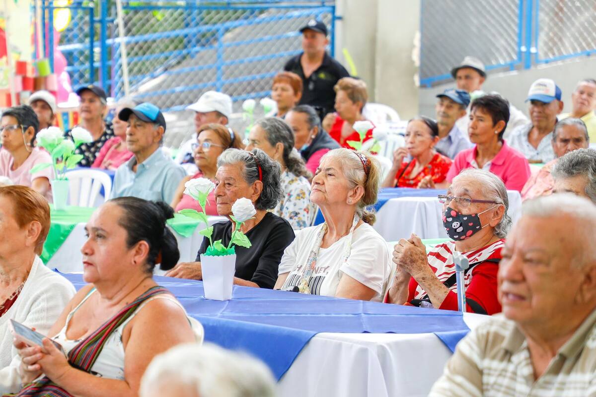 La Alcaldía de Floridablanca informó que desde este miércoles 5 de junio se reabren los Centros Vida en el municipio.