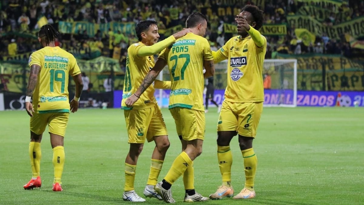 Atlético Bucaramanga superó 2-0 a Fortaleza, en la cuarta fecha del Grupo B de los cuadrangulares semifinales de la Liga BetPlay II de 2025 y con siete puntos pelea la posibilidad de llegar a la final, con Deportes Tolima, que suma 10 unidades.