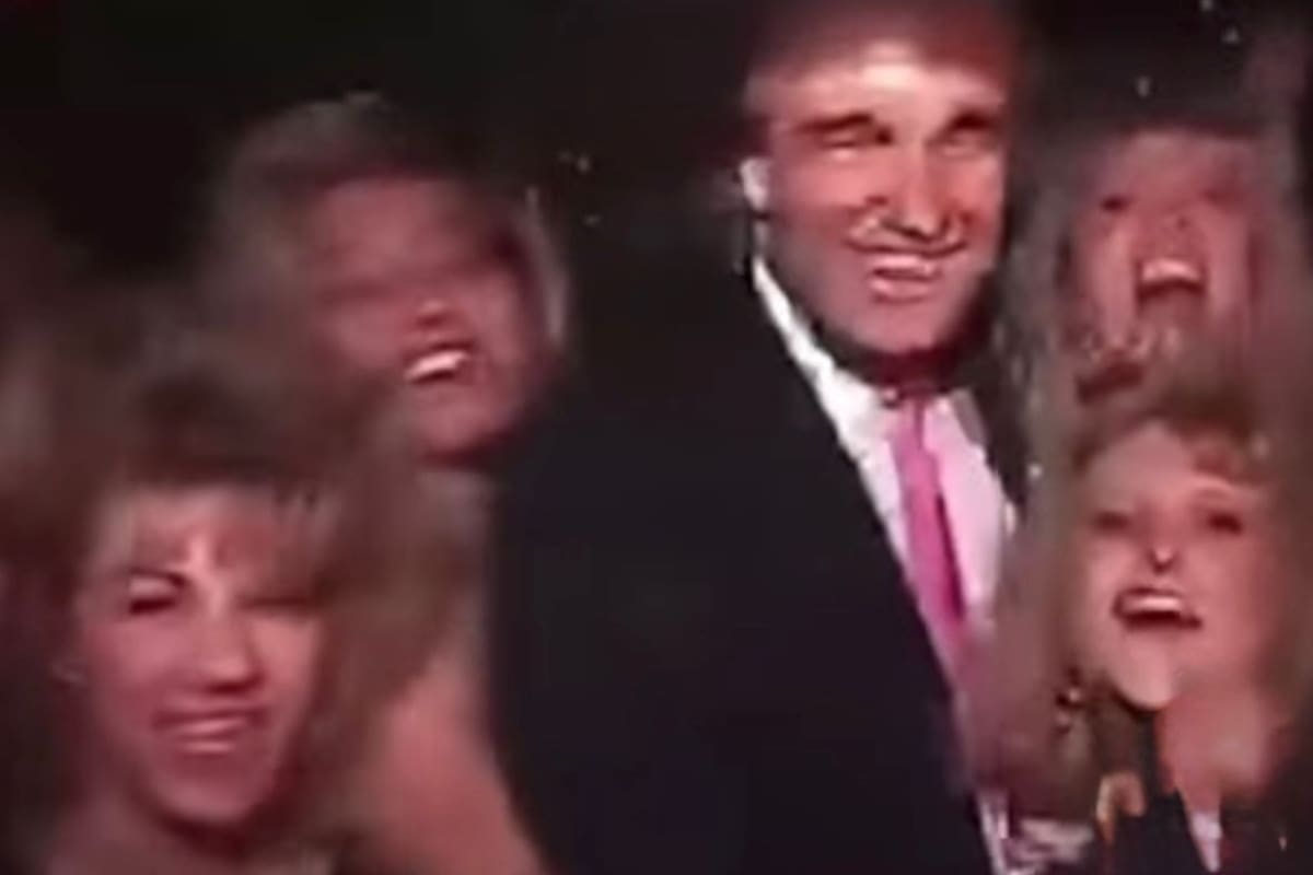 El presidente Donald Trump vuelve al centro del debate tras denuncias sobre presunta retención de documentos del caso Epstein por parte del Departamento de Justicia de EE. UU.
Foto tomada de : Pantallazo de redes