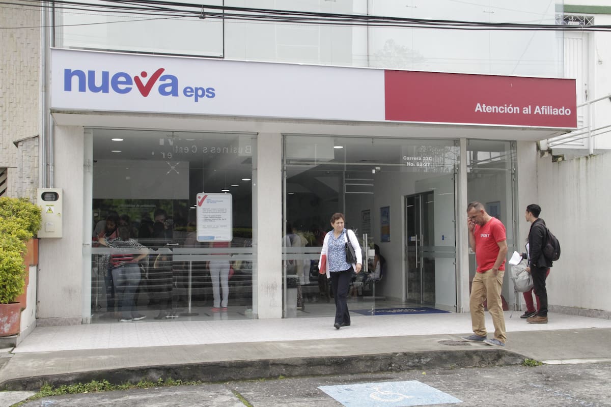 Fachada instalaciones de la Nueva EPS / Colprensa