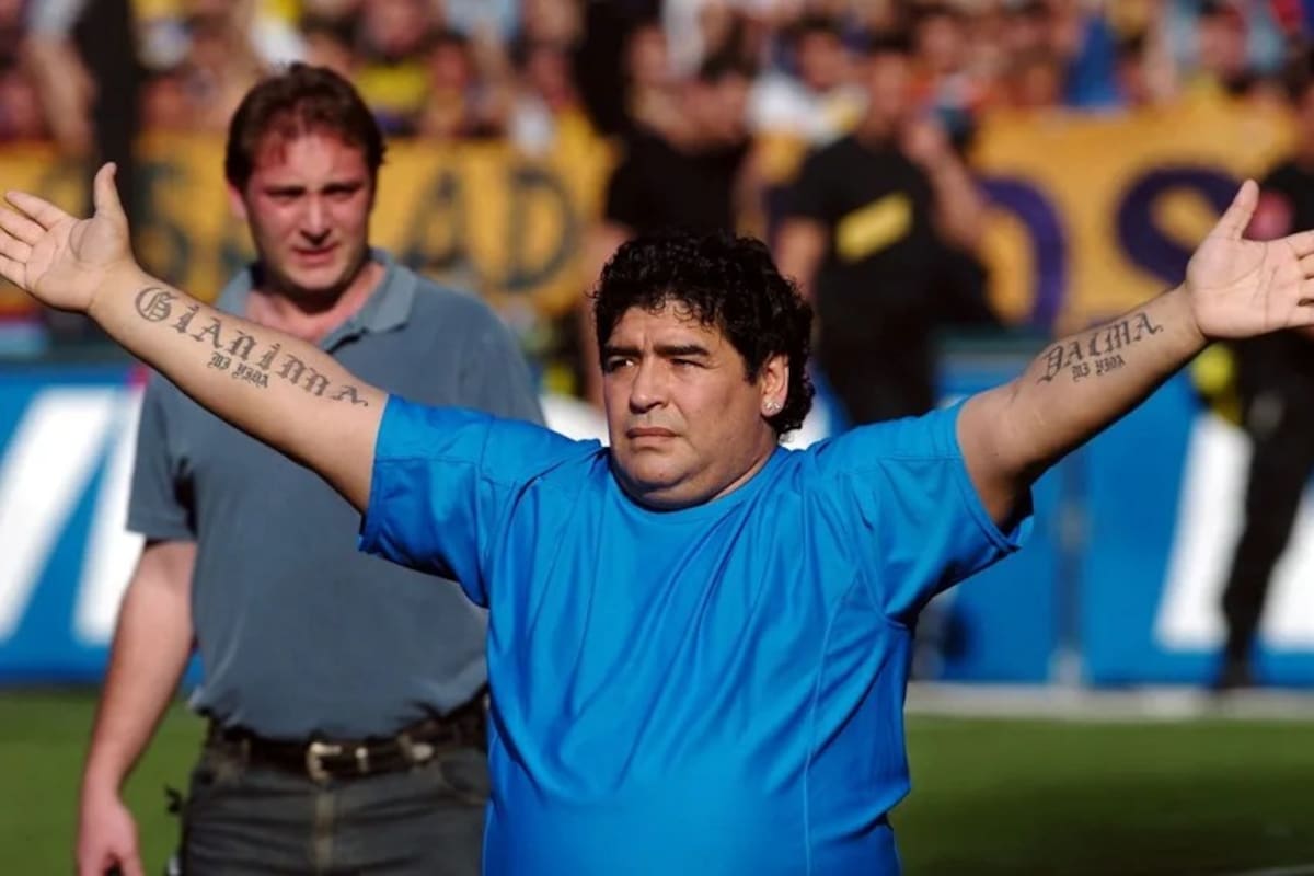 Fotografía de archivo del ídolo futbolístico argentino, Diego Maradona. EFE/Leo La Valle