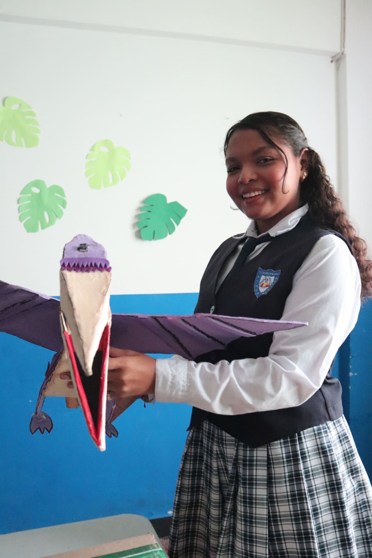 Los dinosaurios de Fractalsaurios son el resultado de una experiencia que integra matemáticas, ciencia, creatividad y trabajo en familia en el Centro Piloto Simón Bolívar.