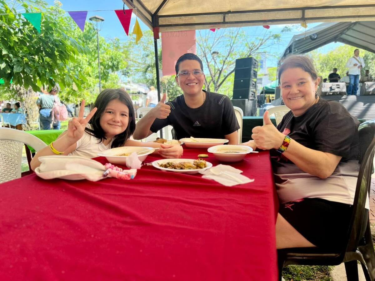 El Festival del Sancocho se realizó el pasado domingo 21 de diciembre en el parque ecológico del barrio Cincuentenario.