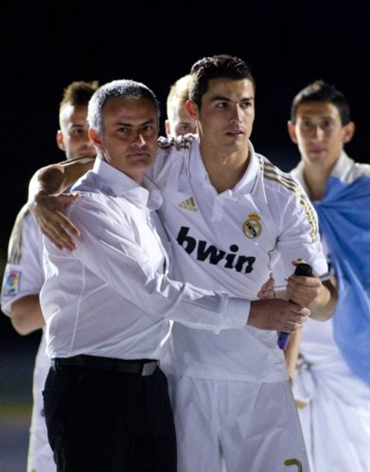 Fiesta blanca en el Bernabéu por el título del Real Madrid (Foto: AFP / VANGUARDIA LIBERAL)