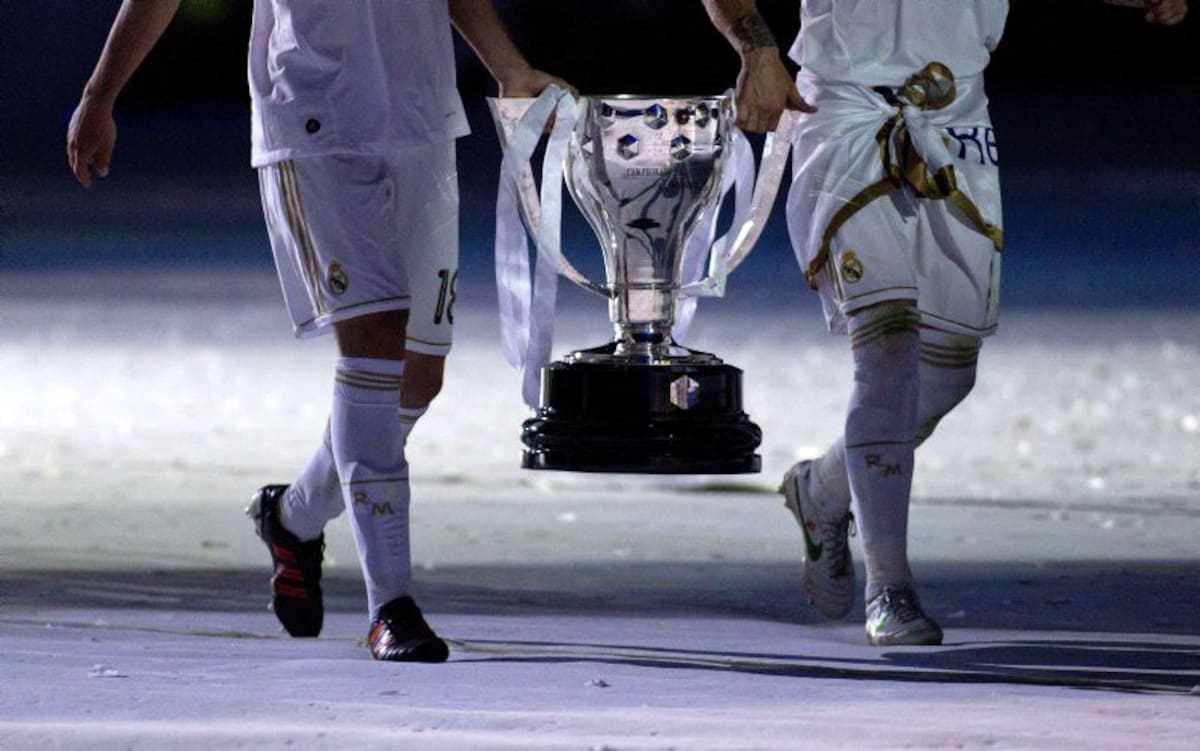 Fiesta blanca en el Bernabéu por el título del Real Madrid (Foto: AFP / VANGUARDIA LIBERAL)