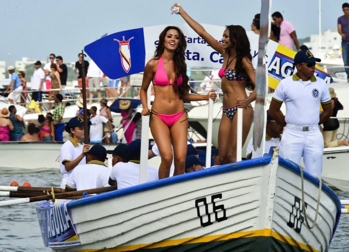 Las reinas brillaron en el desfile de Balleneras (Foto: AFP/VANGUARDIA LIBERAL)