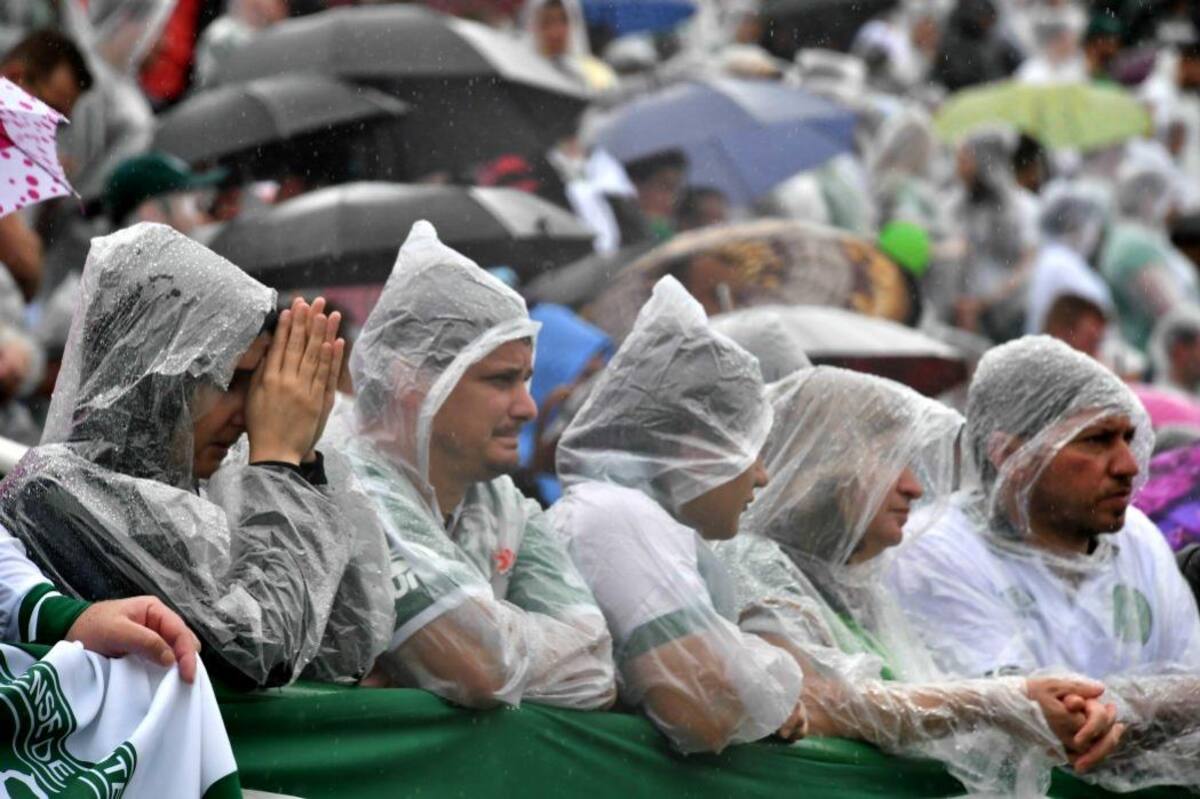 Chapecó despidió con emoción a los futbolistas que le enseñaron a soñar en grande (Foto: AFP /VANGUARDIA LIBERAL)