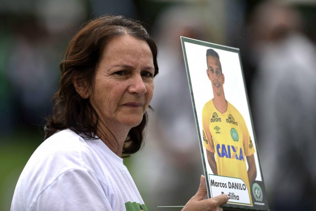 Chapecó despidió con emoción a los futbolistas que le enseñaron a soñar en grande (Foto: AFP /VANGUARDIA LIBERAL)