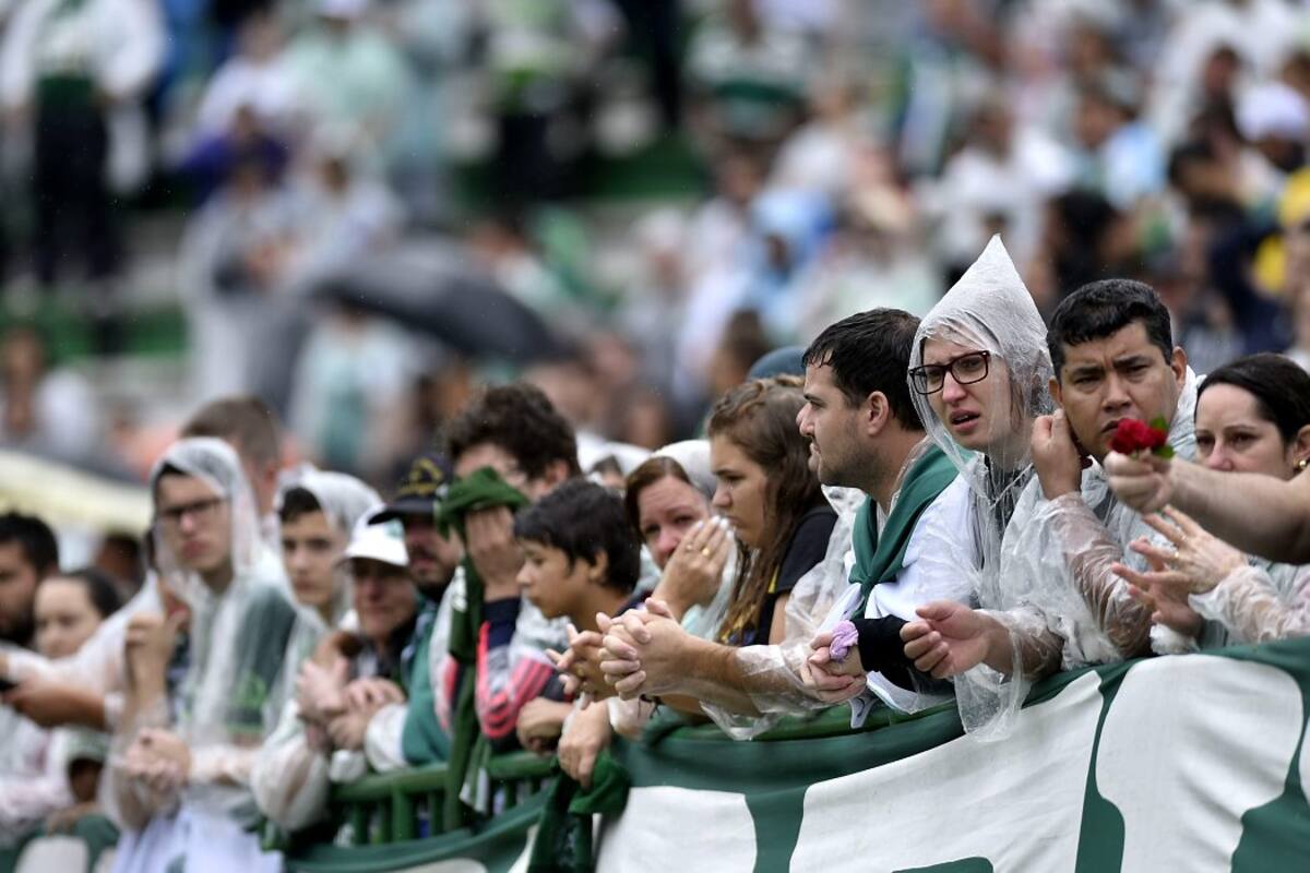 Chapecó despidió con emoción a los futbolistas que le enseñaron a soñar en grande (Foto: AFP /VANGUARDIA LIBERAL)
