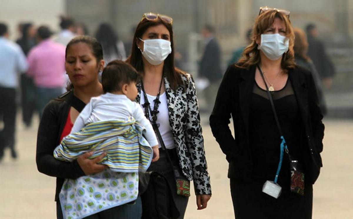 Vea cómo el humo paralizó varias entidades en el centro de Bogotá (Foto: Colprensa / VANGUARDIA LIBERAL)