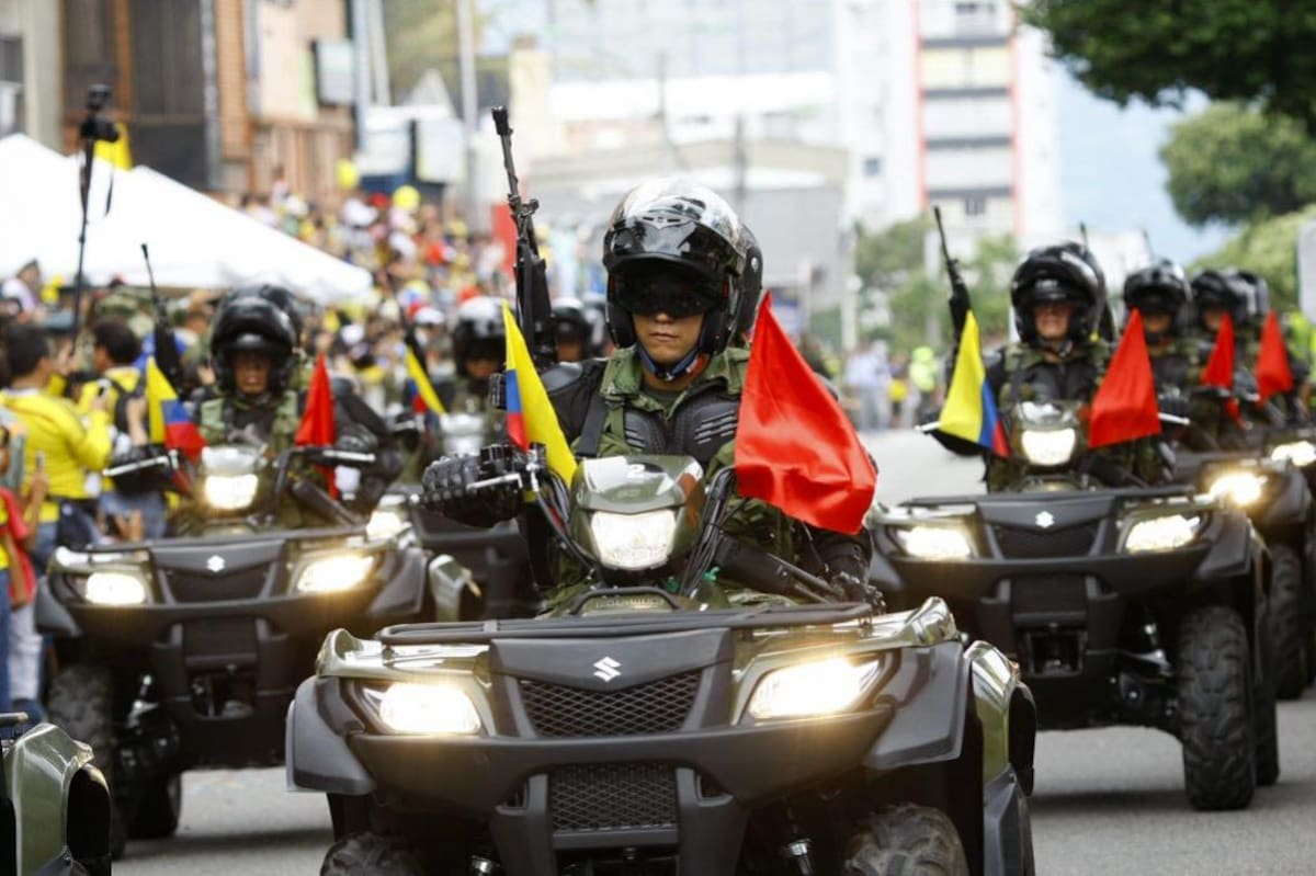 Así se conmemoró en Bucaramanga la Independencia de Colombia (Foto: César Flórez/ VANGUARDIA LIBERAL)