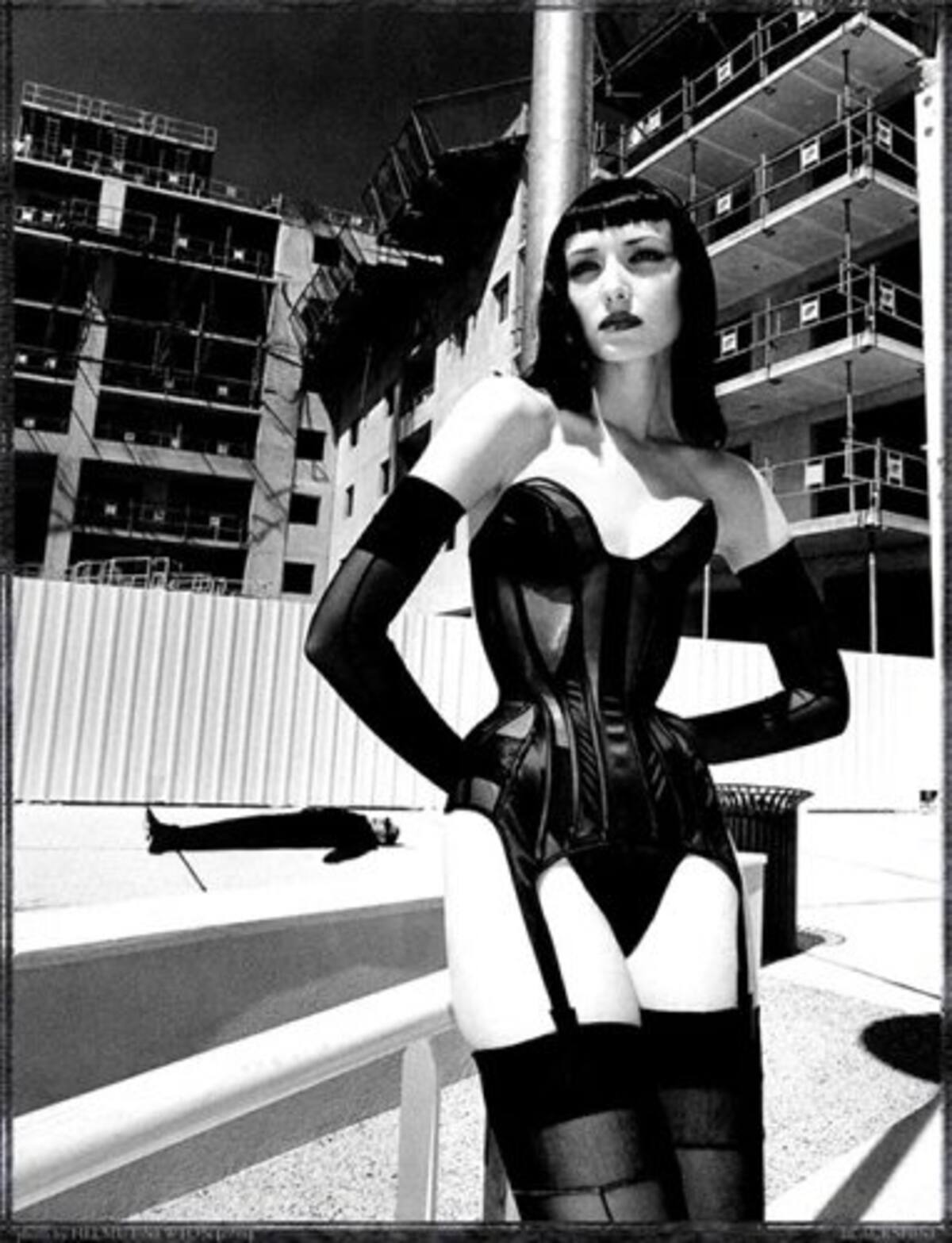 La colección erótica del fotógrafo Helmut Newton se exhibe en París (Foto: TOMADA DE INTERNET/VANGUARDIA.COM)