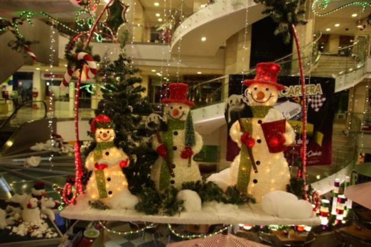 Así se encuentra ambientado el Centro Comercial La Quinta, quien estableció diversos horarios para las novenas de aguinaldos este año(Foto: Vanguardiad Liberal)