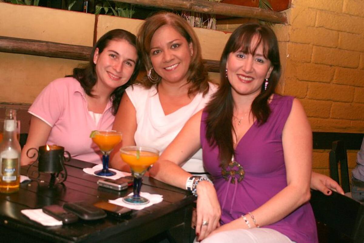 Luz Amparo Sánchez Porras, Diana Constanza Mantilla y Diana Marcela Fernández. (Foto: Mauricio Betancourt /VANGUARDIA LIBERAL)