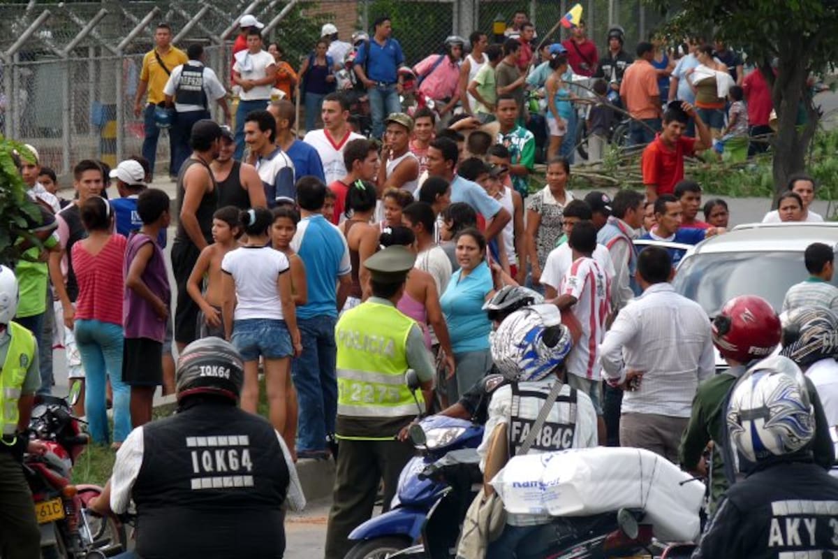 Habitantes del lugar manifiestan que con el corte de luz la inseguridad aumentó. (Foto: Nelson Díaz/VANGUARDIA LIBERAL)