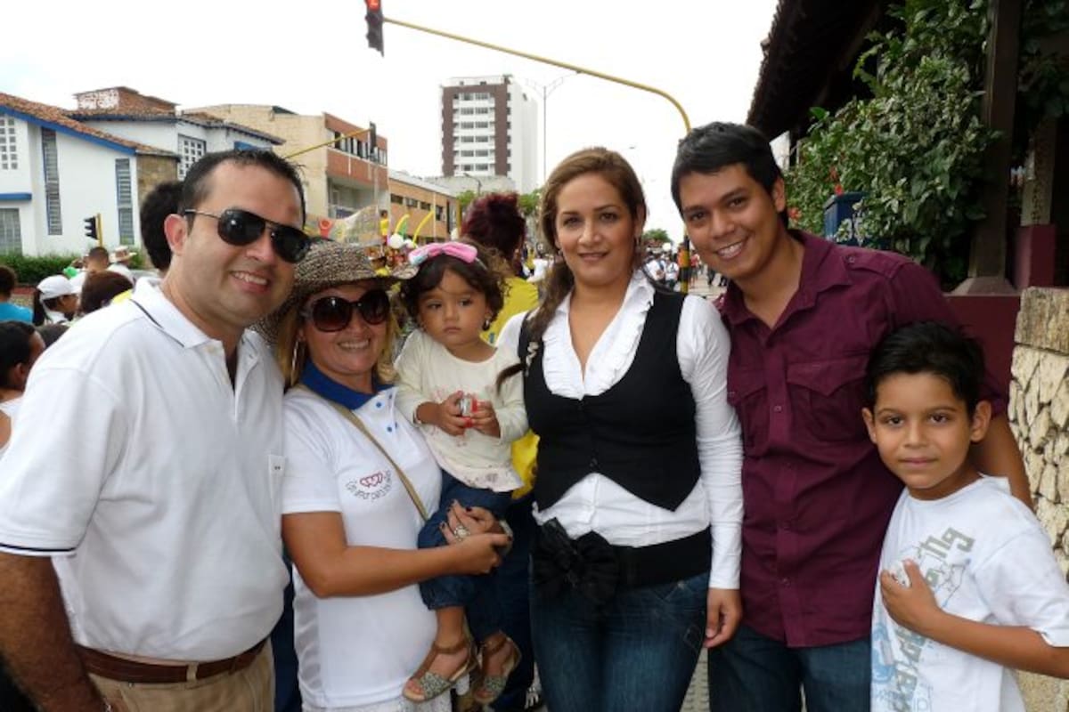 Juan Carlos Pimentel, Pilar Estupiñan, Juana Lucía Pimentel,Nayibe Estupiñan, Francisco García y Juan Felipe García. (Foto: Nelson Díaz)