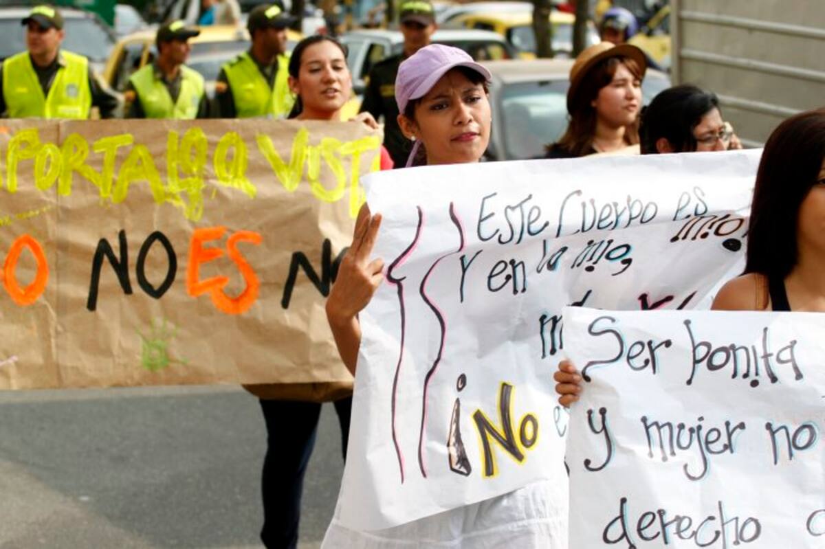 Las consignas rechazan el machismo y reivindican a la mujer. (Foto: Nelson Díaz / VANGUARDIA LIBERAL)