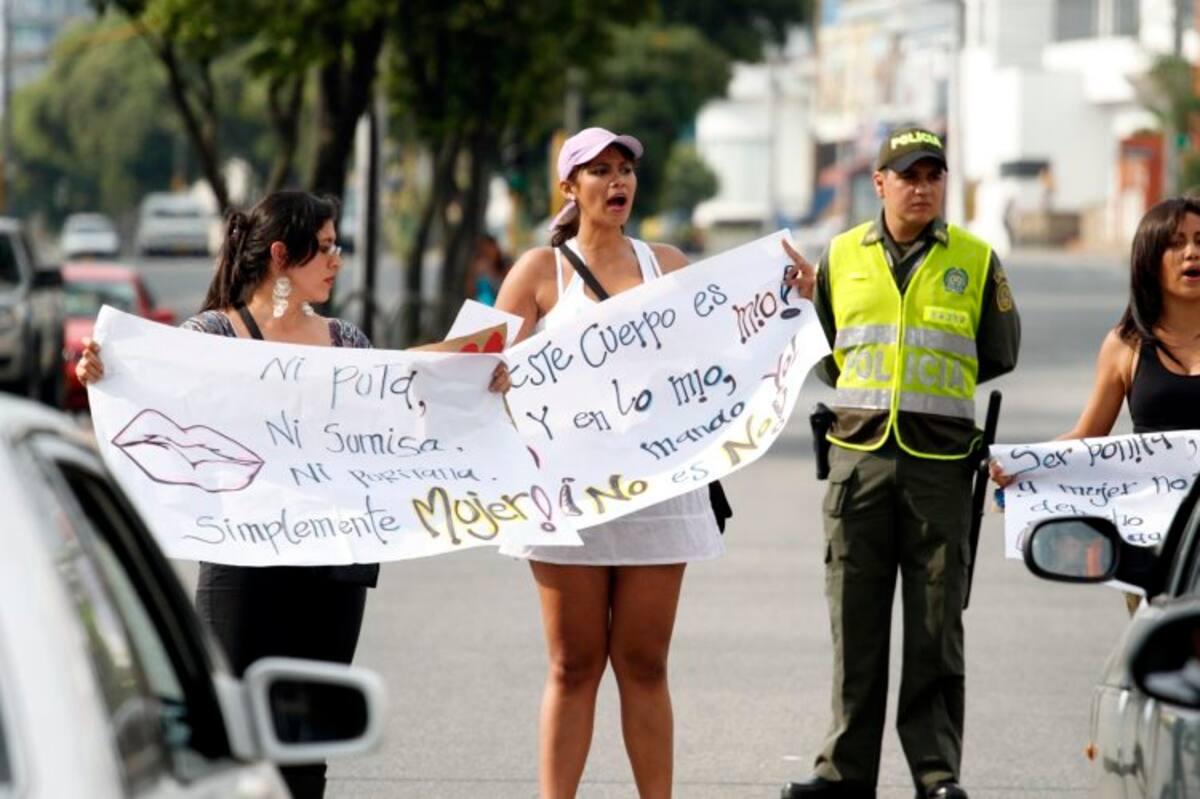 Las consignas rechazan el machismo y reivindican a la mujer. (Foto: Nelson Díaz / VANGUARDIA LIBERAL)