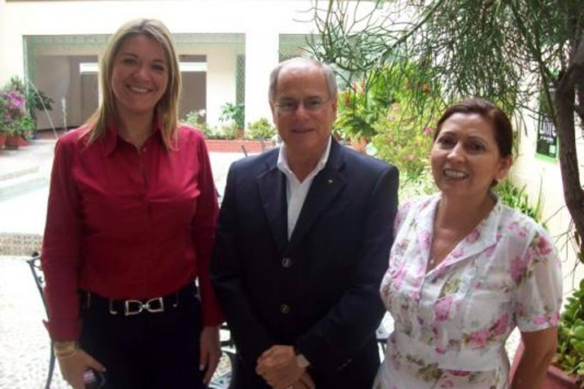 Silvia Johana Camargo, Directora del Invisbu; Miguel José Pinilla Gutiérrez, Coordinador del Programa 'Bucaramanga Metropolitana, Cómo Vamos'; y Elvia Hercilia Páez Gómez, Directora de la Cdmb.(Foto: Javier Gutiérrez Pieruccini/VANGUARDIA LIBERAL)