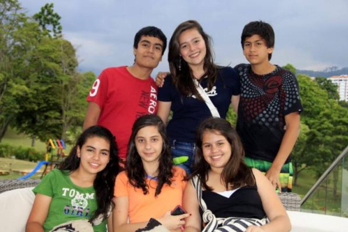 Cynthia Díaz, Silvia Naranjo, Gabriel Ruiz, Juan Camilo Ortiz, Valentina García y Marcelo Higuera.
