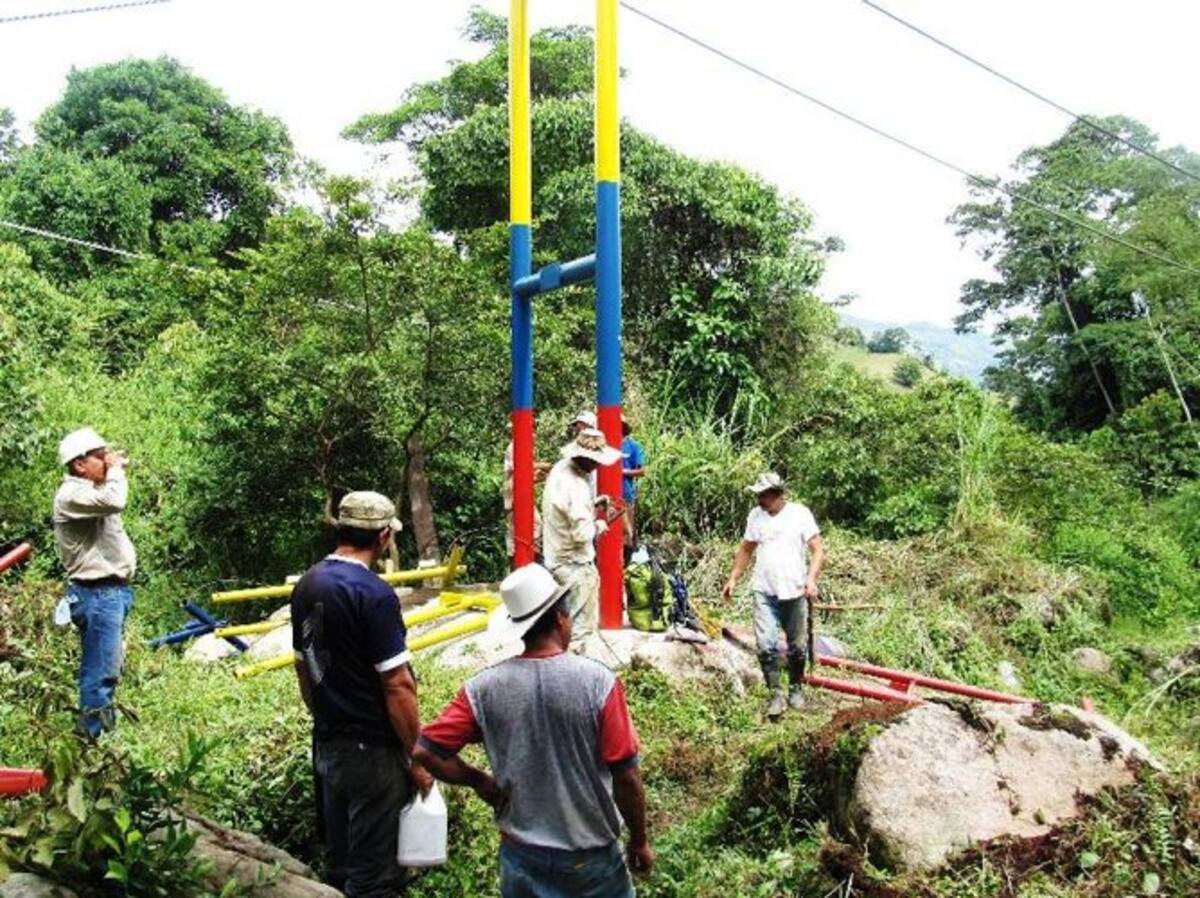 ‘El Puentero’ que sobrevivió a una avalancha en San Vicente de Chucurí (Foto: Suministrada/VANGUARDIA LIBERAL)