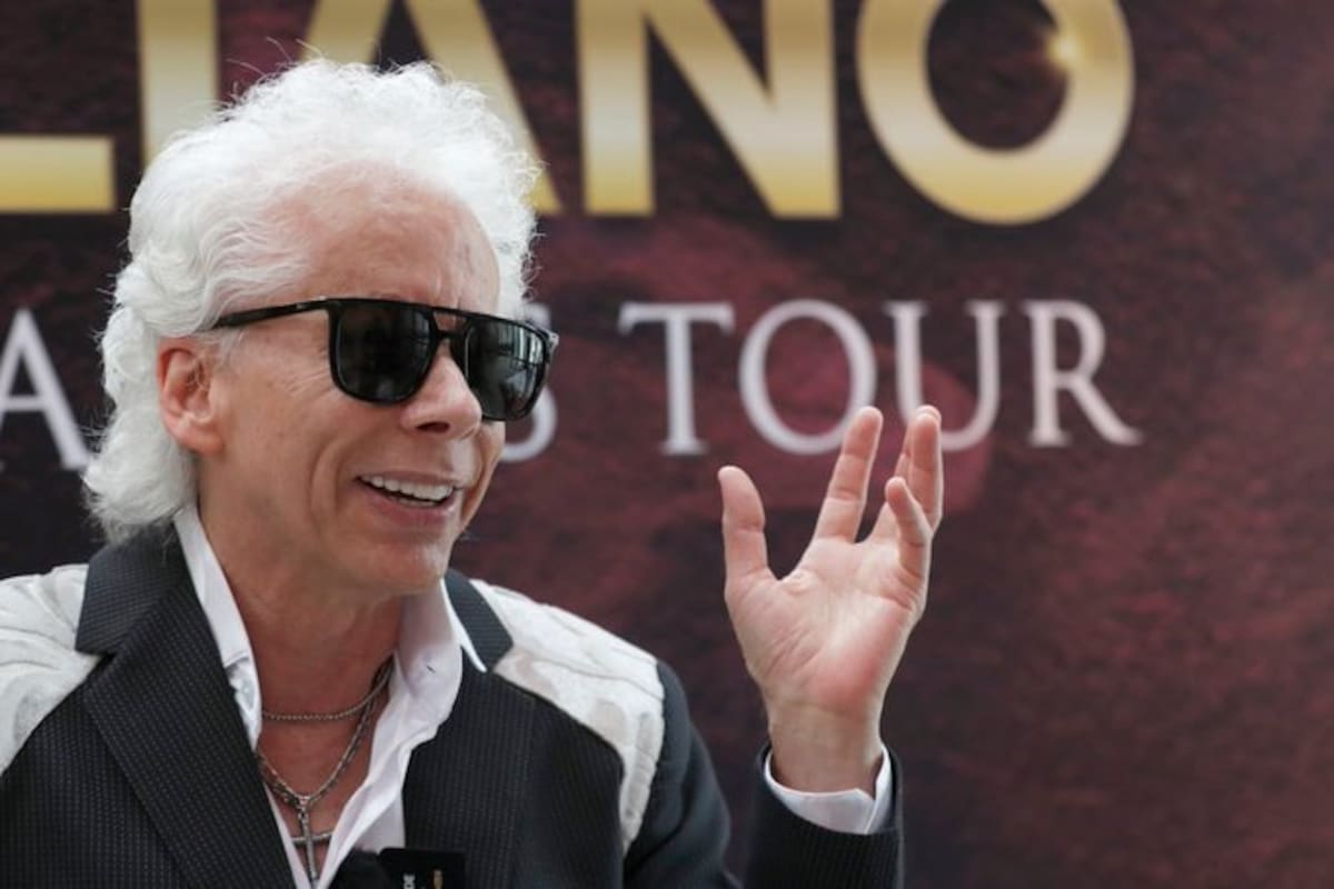 El cantante Galy Galiano se retira después de 45 años de música.