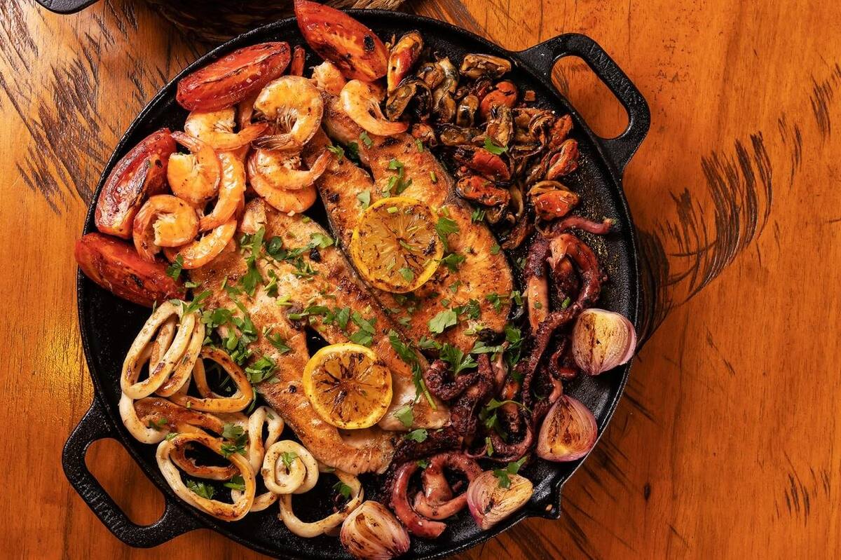 La cocina carioca refleja la diversidad cultural de Brasil, con influencias indígenas, africanas y europeas. / Fotografía tomada de iStock