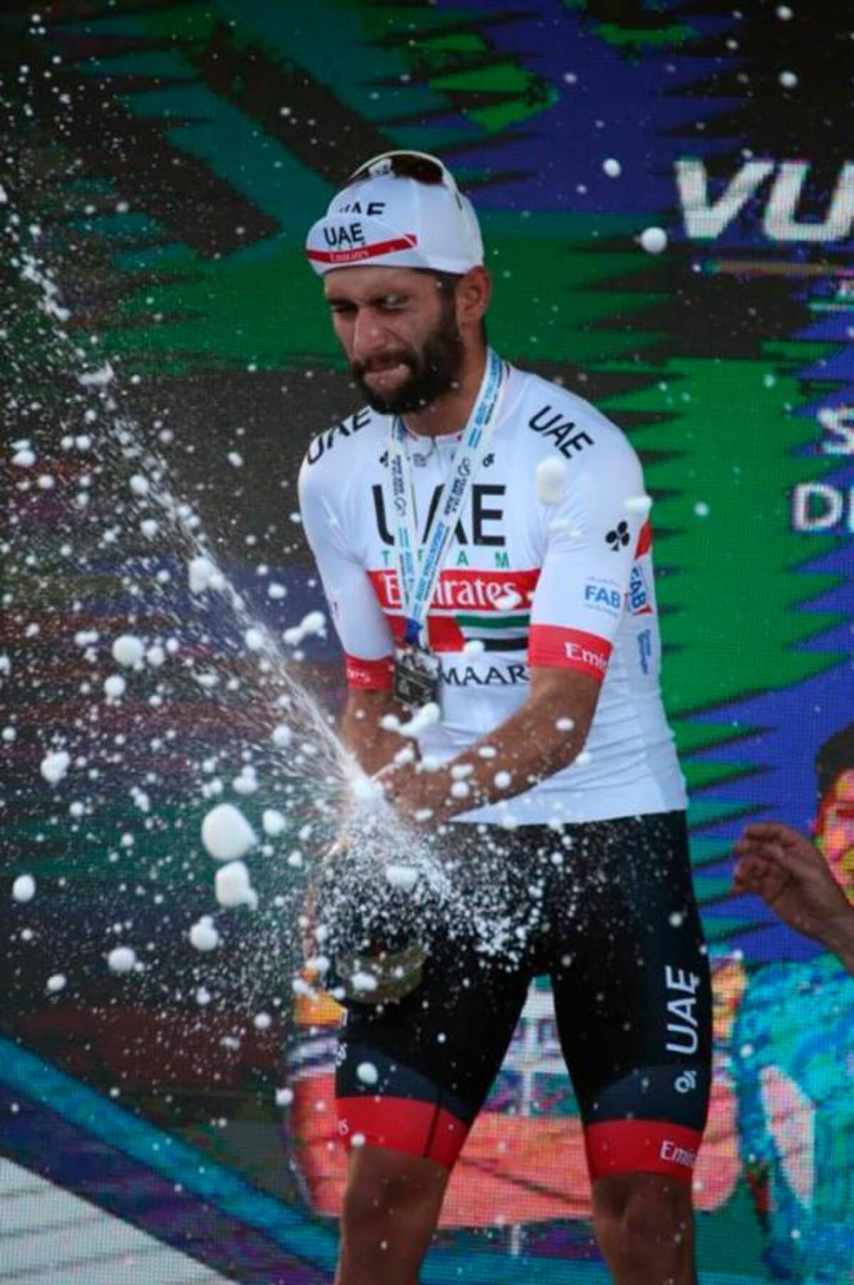 Fernando Gaviria elevó a siete sus triunfos parciales en Argentina, cuatro de ellos en San Juan, y está volviendo costumbre abrir la temporada destapando champagne en Argentina.