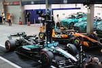 Russell logra la ‘pole’ en Singapur por delante del Red Bull de Max Verstappen