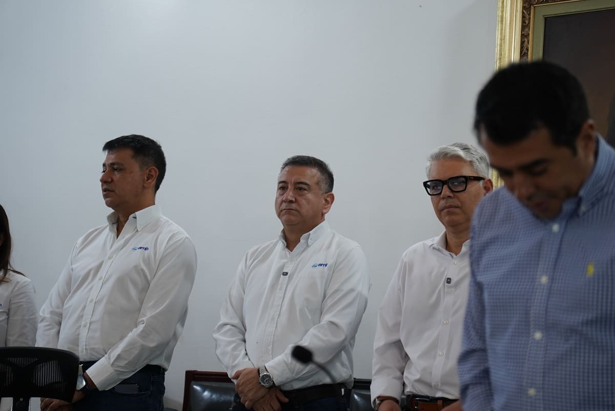 El gerente del Acueducto se encuentra en el Concejo de Bucaramanga. (Foto suministrada / VANGUARDIA)