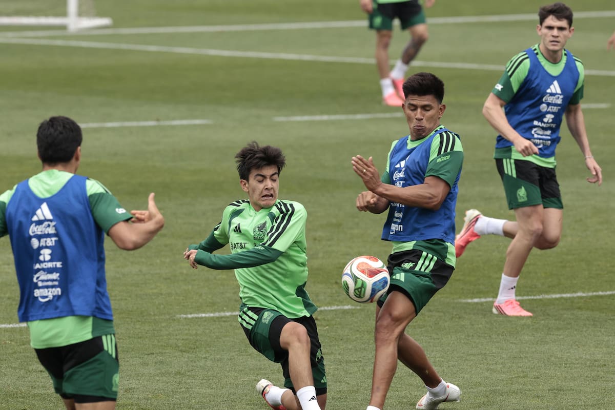 Gilberto Mora, mediocampista de la selección de México, durante un partido del Mundial 2026. El jugador de 17 años es el más joven del torneo. Foto: EFE