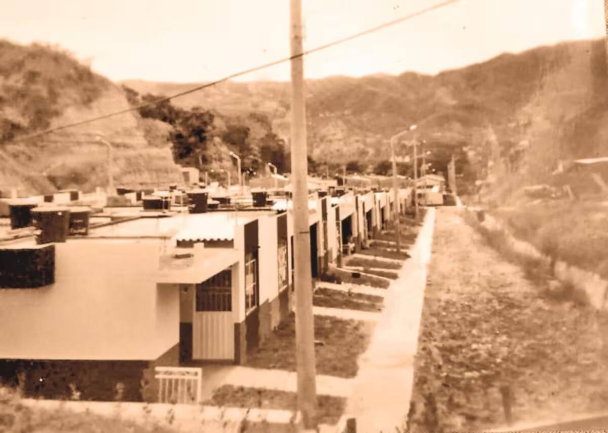 Foto de los comienzos del barrio. (Archivo/VANGUARDIA)