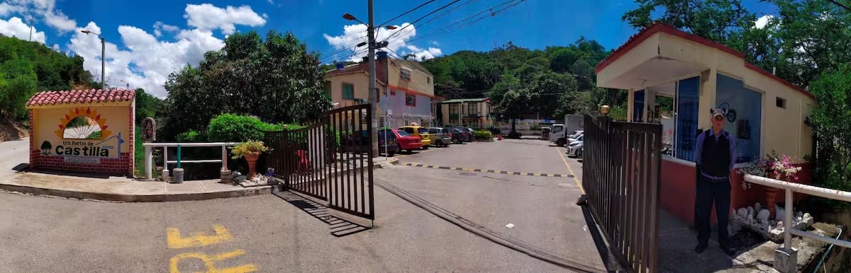 Portal del Castillo, un lindo barrio de Girón.