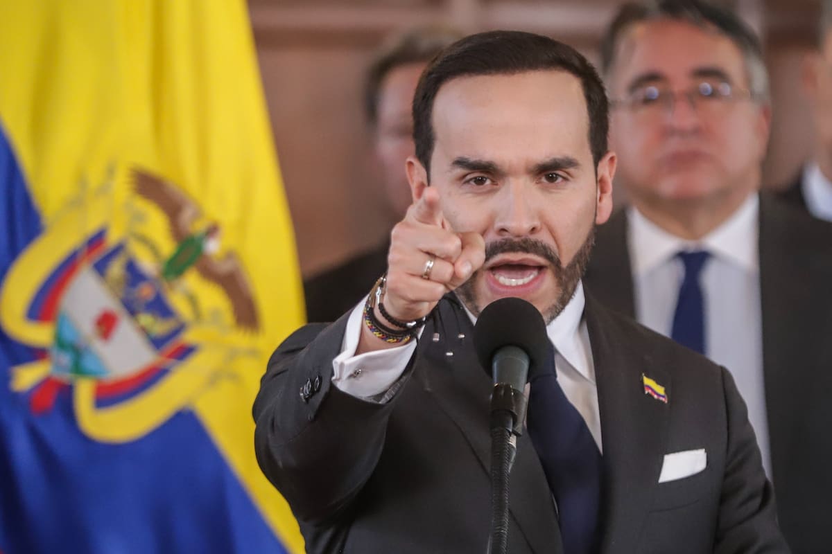 Bogotá. Agosto 19 de 2026. El presidente de la República Abelardo de la Espriella junto con representantes del sector asegurador, anunció que el Gobierno decretará esta tarde la emergencia económica para atender las consecuencias del terremoto registrado el pasado 10 de agosto. El mandatario también entregó una nueva actualización sobre las afectaciones y el balance de la emergencia. (Colprensa – Catalina Olaya)