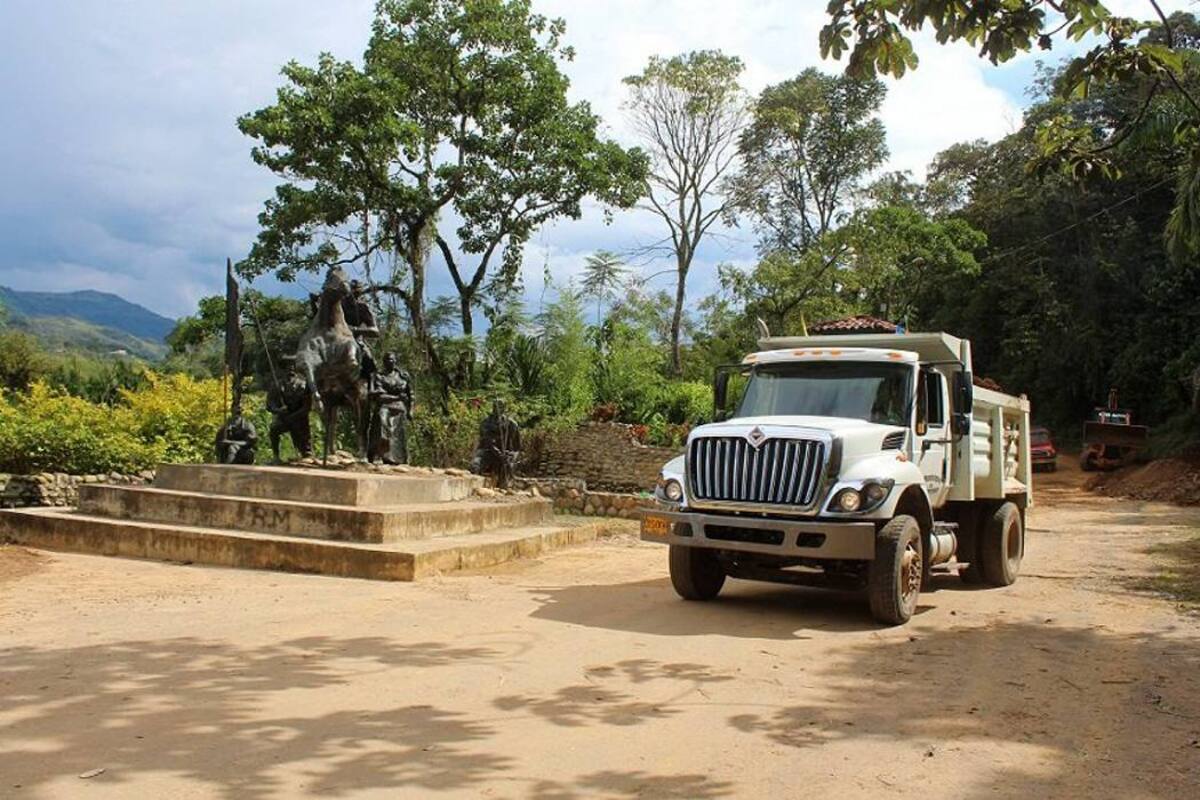 La vía San Gil-Charalá-Duitama fue el primer corredor vial que unió a Santander con el interior del país. (Foto: Archivo/VANGUARDIA LIBERAL )