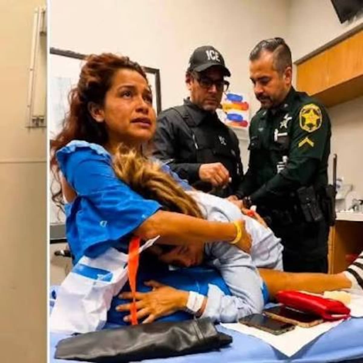 Grace Calero y su hija Giulianna Carriel, las dos ecuatorianas que fueron detenidas por ICE después de sufrir un accidente de tránsito en Florida.