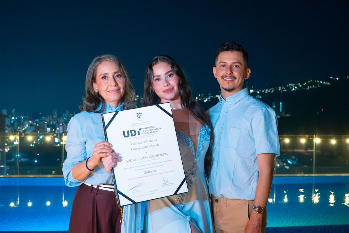 Rosa Jejen Herrera, Giselle Yuliana Jejen Herrera y Andrés Jejen Herrera. Suministrada / VANGUARDIA
