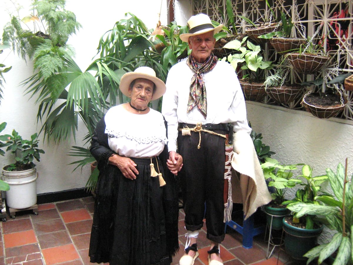 María Dora González, que falleció el 19 de enero de 2026 y su esposo Arnulfo Ardila. Foto suministrada/VANGUARDIA
