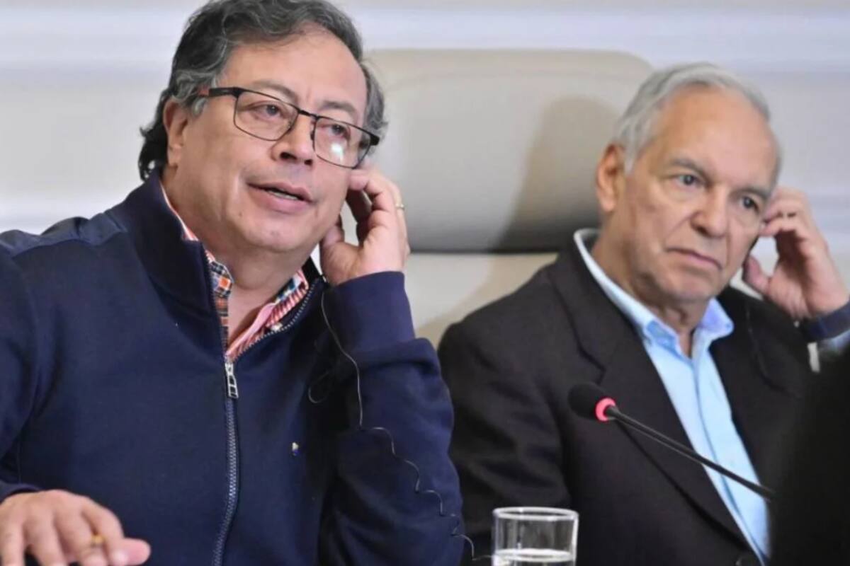 El presidente Gustavo Petro y el exministro de Hacienda, Ricardo Bonilla.
Foto: Cortesía.
