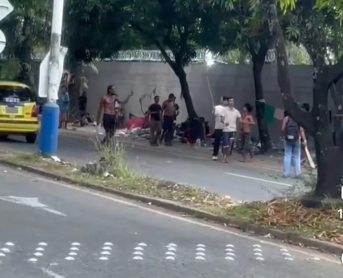 Padres de familia piden soluciones de fondo por presencia de habitantes de calle en entornos escolares de Barrancabermeja.