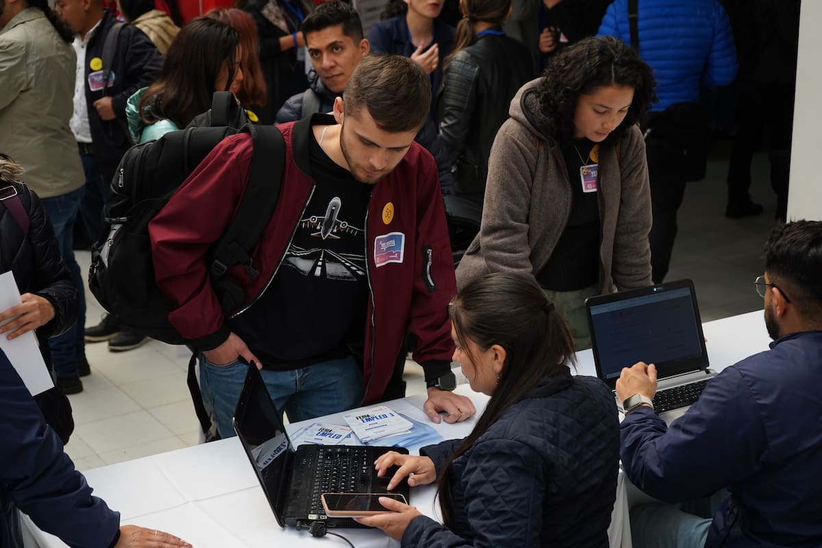 Hablar inglés ya no es suficiente: una nueva apuesta para fortalecer el perfil laboral. Foto suministrada/VANGUARDIA
