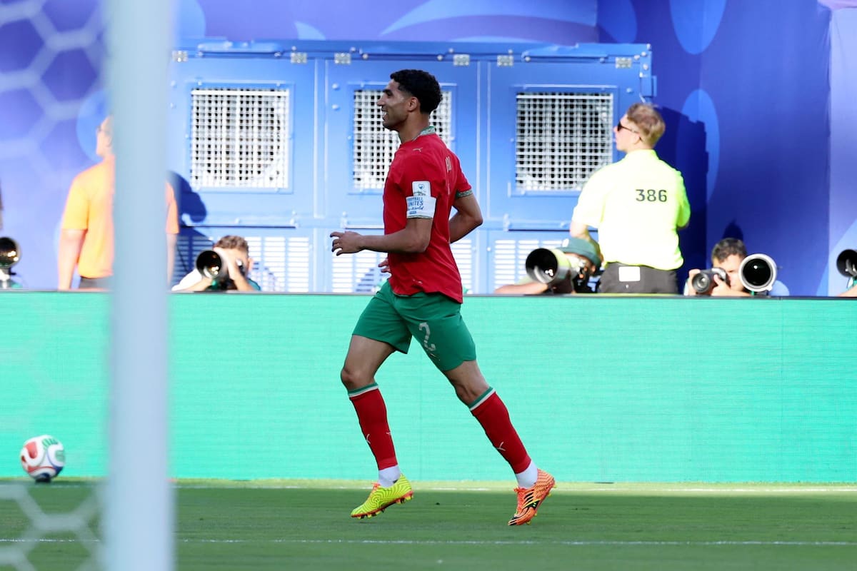 El defensa marroquí Achraf Hakimi enfrentará un juicio en Francia tras la decisión del Tribunal de Apelación. Foto: EFE