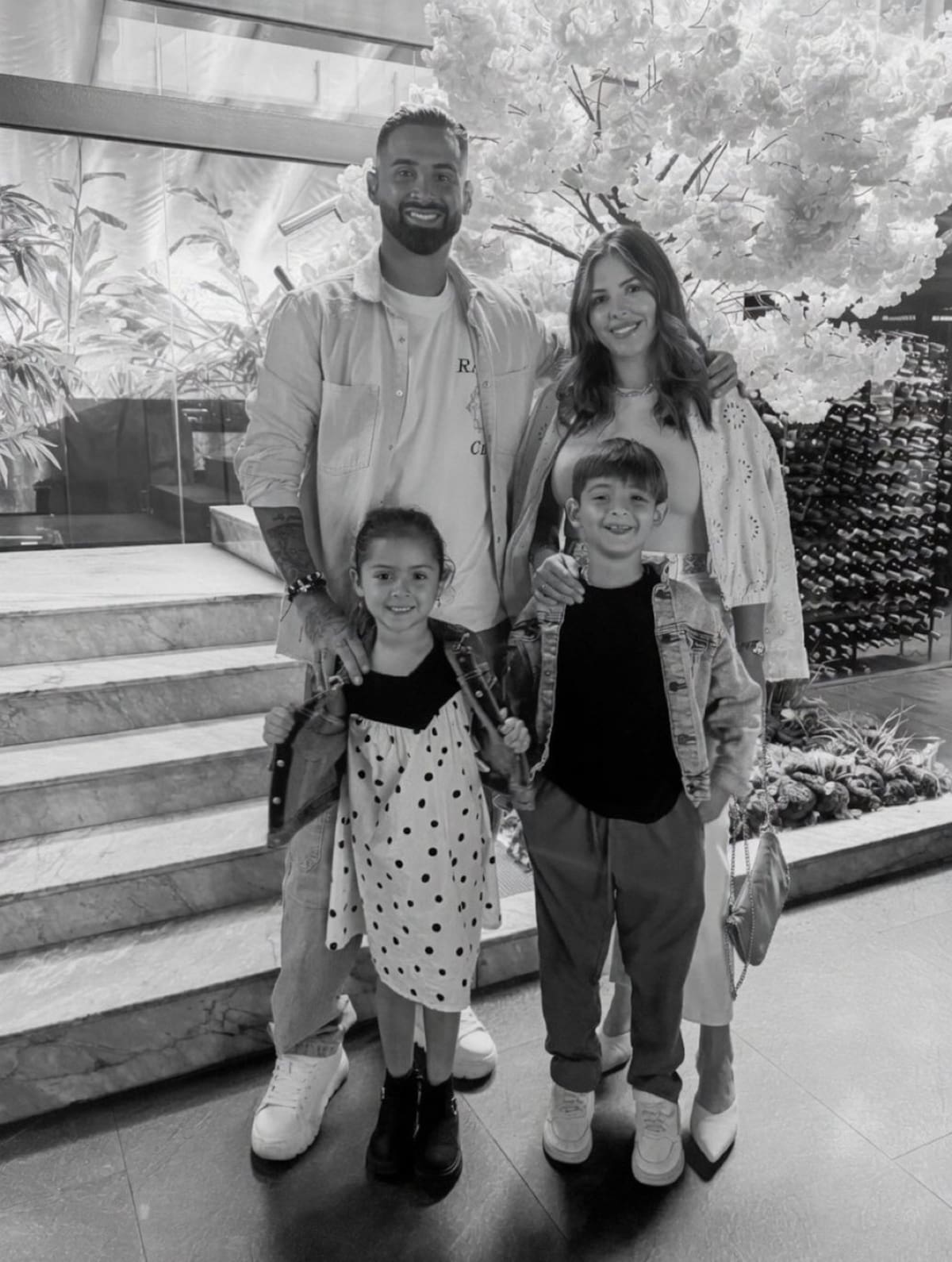Hallaron muertos a la esposa y a los dos hijos del futbolista argentino Lucas Trejo tras los terremotos en Venezuela.