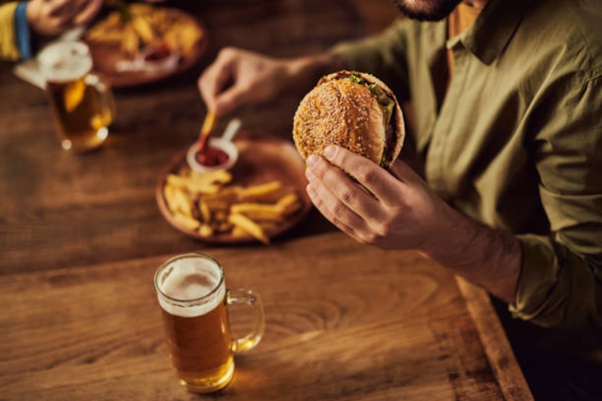 Cada 28 de mayo se celebra el Día Internacional de la Hamburguesa, uno de los platos más populares y consumidos del mundo.