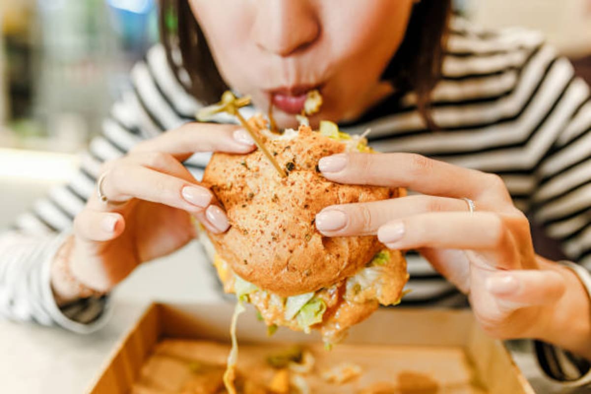 ¿Sabías que existe un Día de la Hamburguesa? Cada 28 de mayo, esta comida favorita tiene su propia celebración.