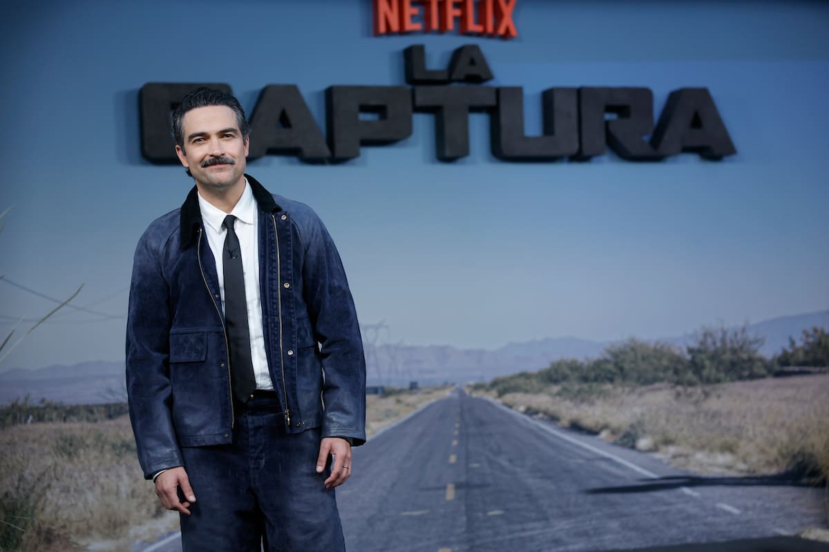 El actor mexicano Alfonso Herrera posa durante la alfombra roja de la película 'La Captura' este martes, en Ciudad de México (México) EFE/ Sáshenka Gutiérrez