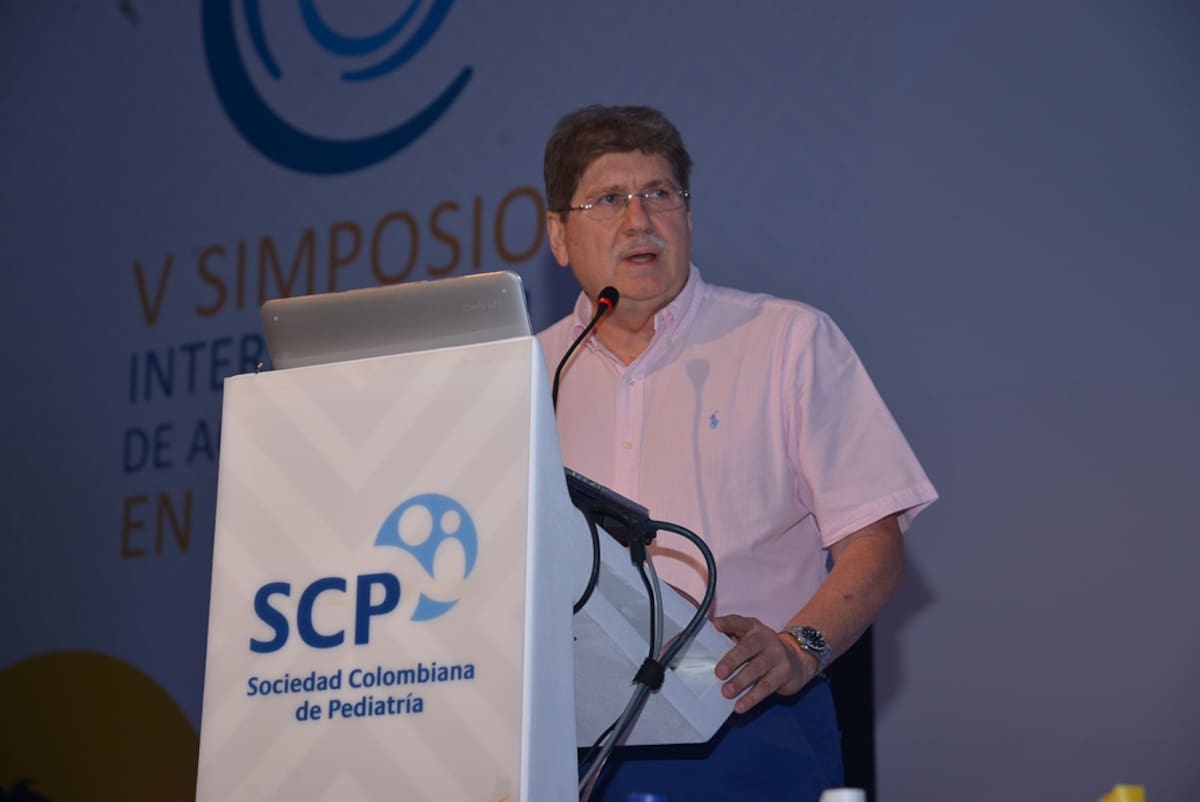 Hernando Villamizar, Expresidente de la Sociedad Colombiana de Pediatría.