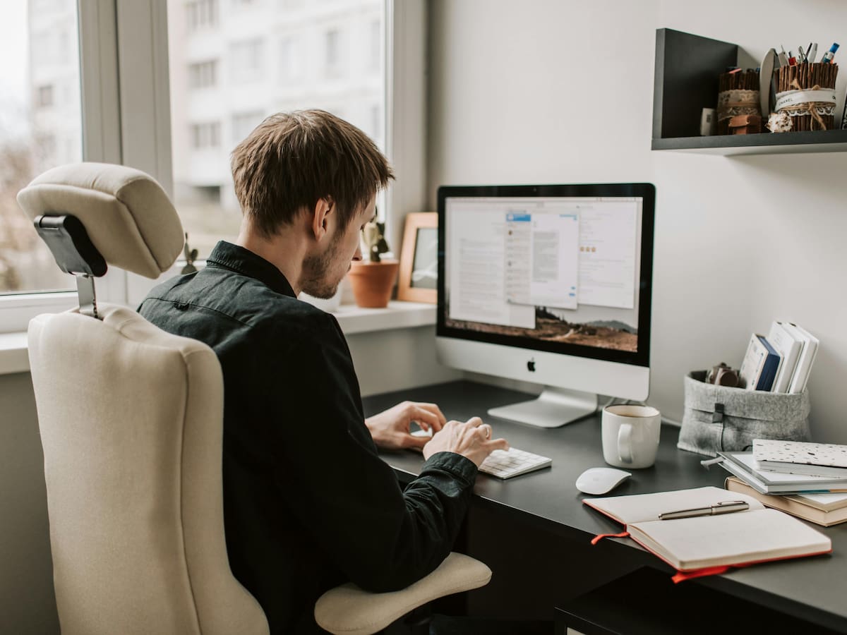 Hombre demanda a un restaurante por un video en TikTok que expuso su infidelidad. | Foto de referencia.
