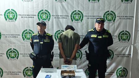 Hombre fue capturado tras intimidar con un cuchillo y robar a un ciudadano en Floridablanca